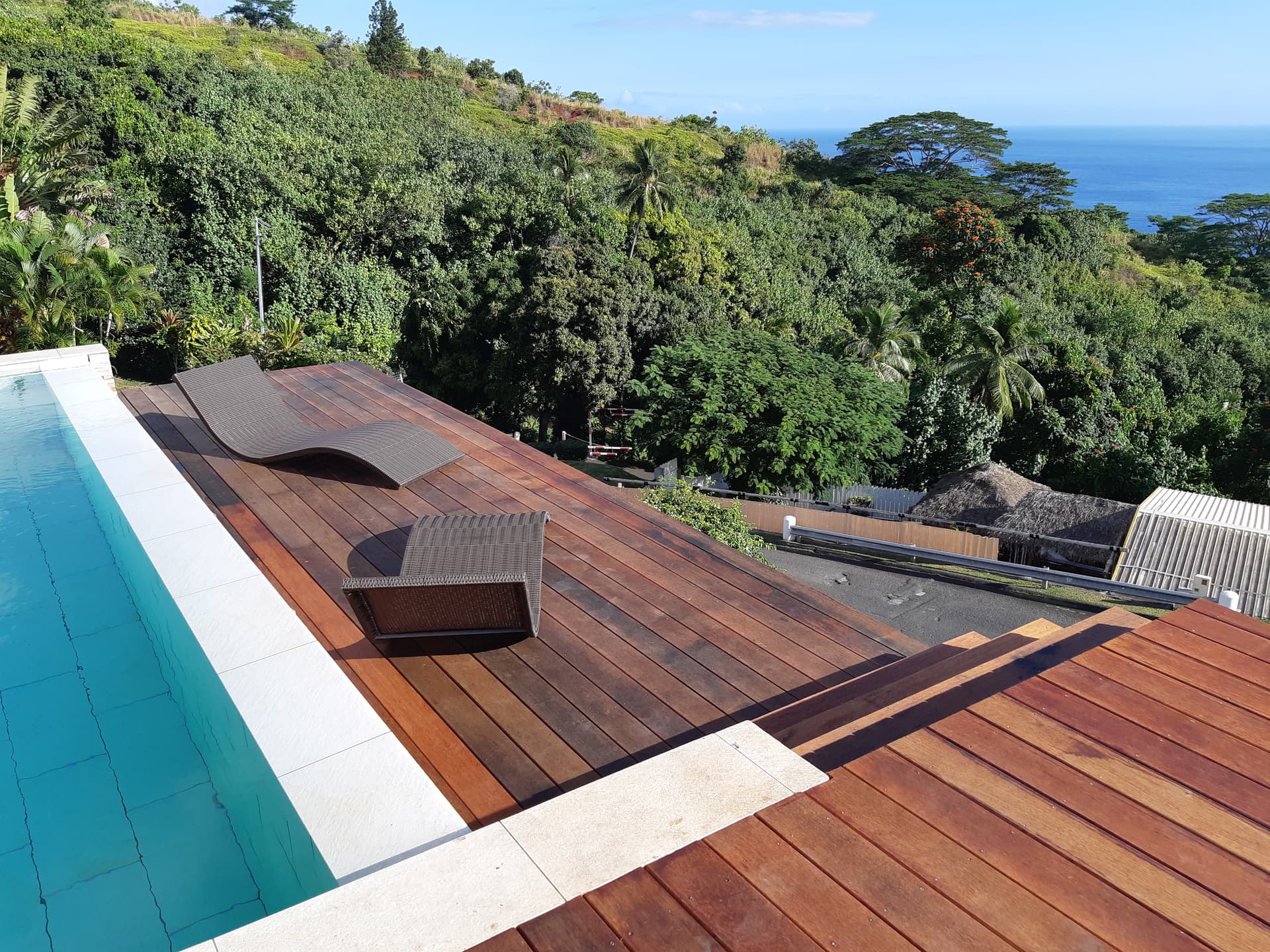 Pergola et terrasse bois Papeete